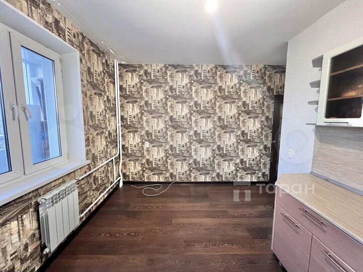 3-к. квартира, 95 м², 6/10 эт.