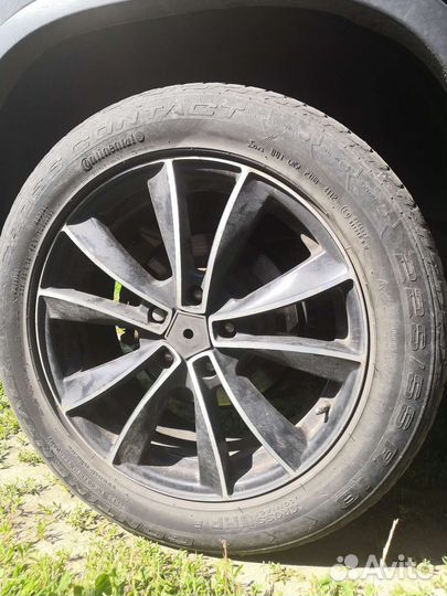 Continental ContiCrossContact UHP 225/55 R18