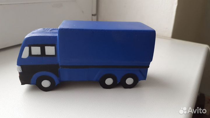 Машинка сувенир рекламная