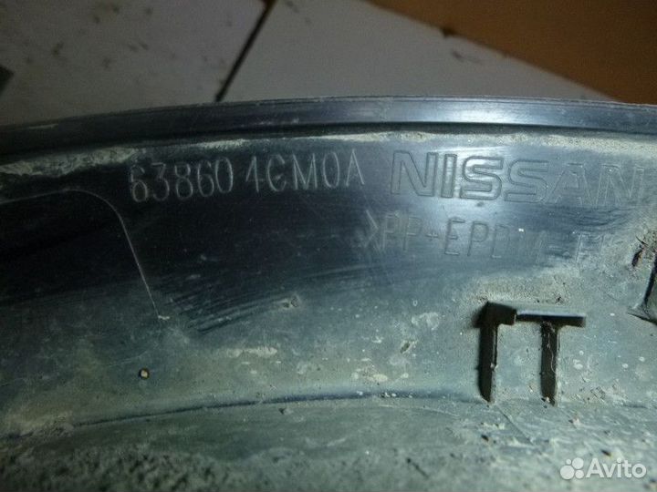 Накладка переднего крыла правого nissan X-trail (T