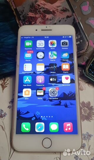 iPhone 8 Plus, 64 ГБ