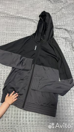 Костюм спортивный Reebok