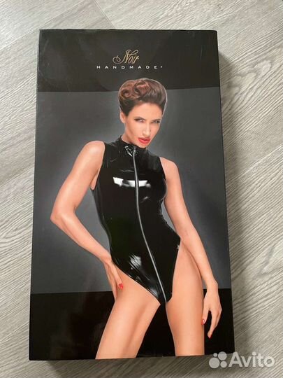 Латексный костюм