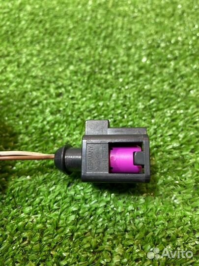 Разъем Volkswagen Jetta 5C caxa 2012