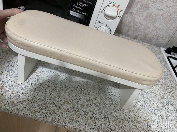 Подставка для рук маникюр