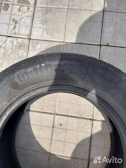 Continental ContiVikingContact 5 215/65 R16 98H