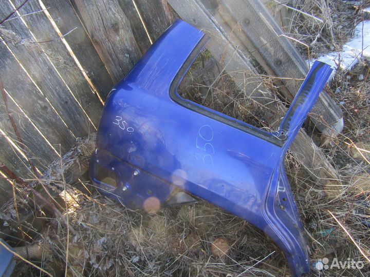 Крылья задние Тойота Рав 4 1 кузов 5дв цена за шт