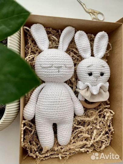 Подарочный набор Зайка-сплюшка и зайка-погремушка