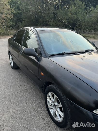 Mitsubishi Carisma 1.6 МТ, 1998, 369 000 км