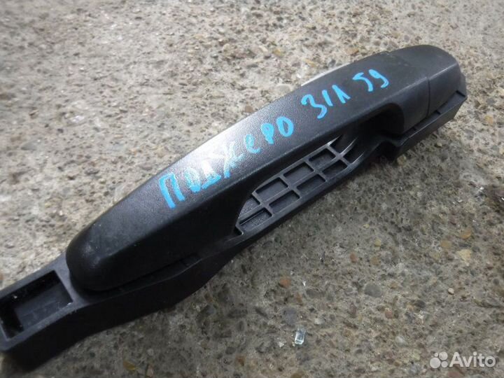 Ручка двери задняя левая Mitsubishi Pajero Sport 2