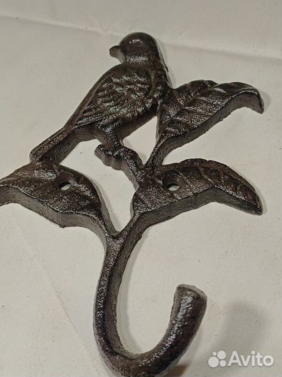 Крючок чугун ретро