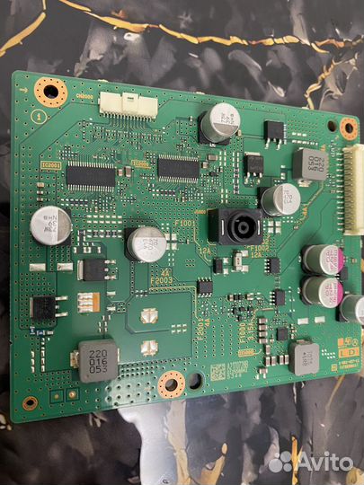 1-981-457-11 (173638811)