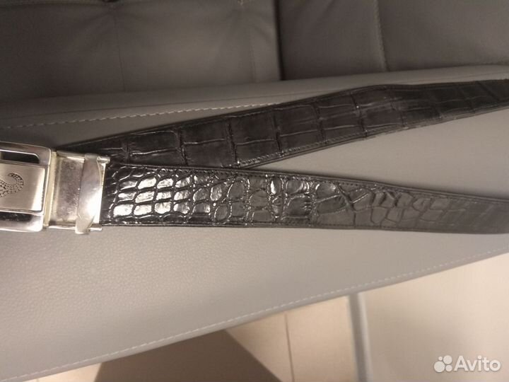 Ремень из кожи крокодила