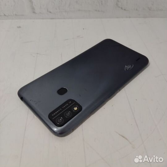 Itel A48, 2/32 ГБ