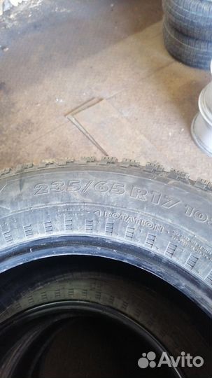 Nokian Tyres Hakkapeliitta 5 SUV 235/65 R17