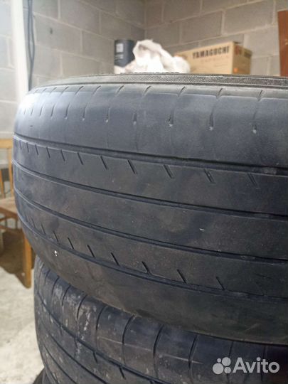 Yokohama dB Decibel E70N 21.5/55 R17