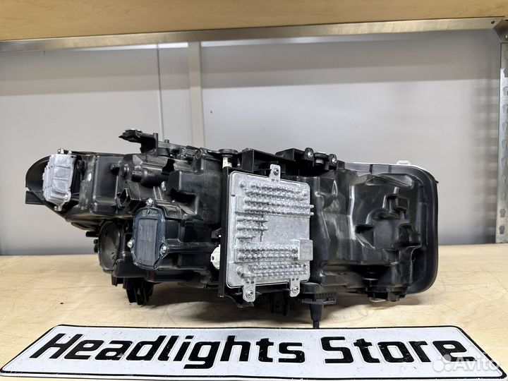 Фара передняя левая BMW G30 Adaptive LED lci