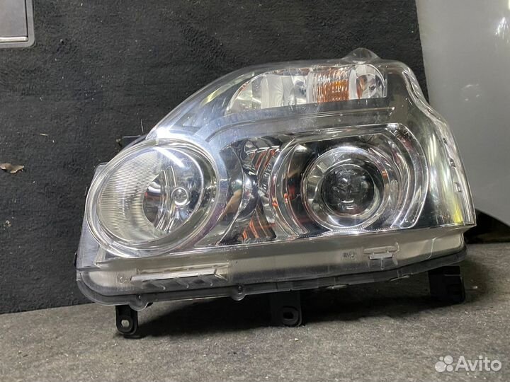 Nissan х треил т 31 фара левая