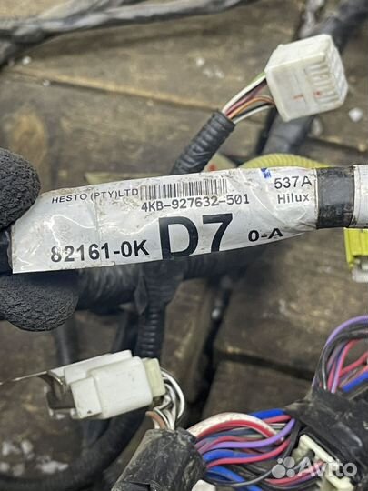 Проводка салона Toyota Hilux 7