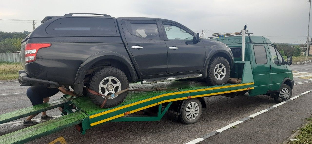 Mitsubishi L200: фото владельца