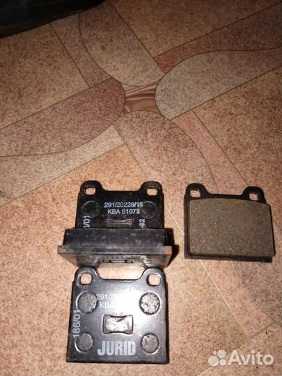 Тормозные колодки Фольксваген гольф 1