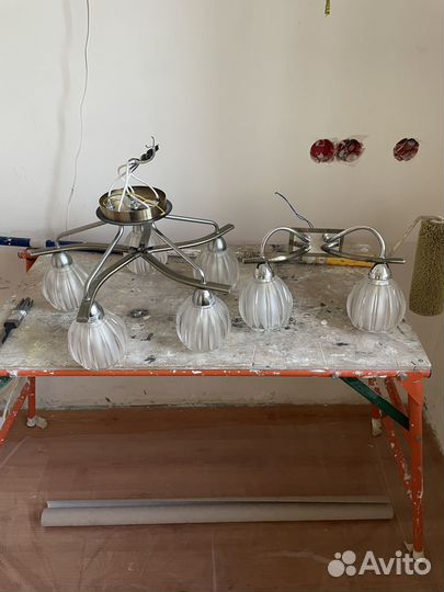 Люстра и бра