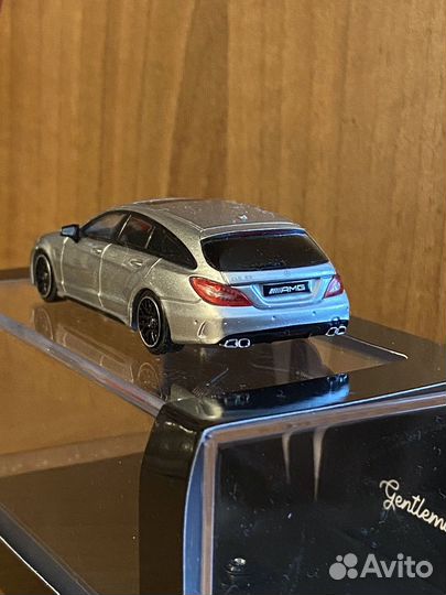 Mercedes CLS AMG shooting brake 1:64