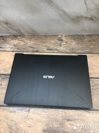 Игровой asus 15.6 ips, i5, gtx 1050