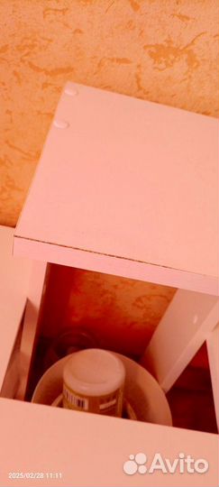 Полка напольная для цветов