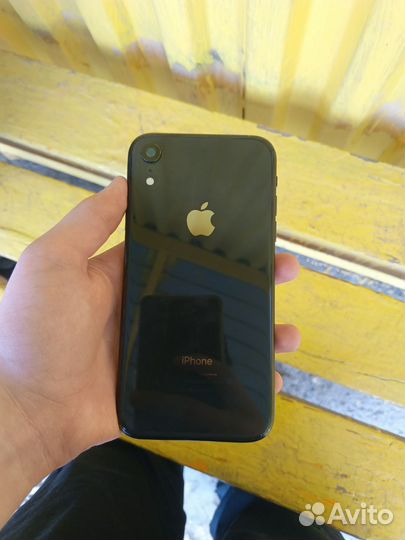 iPhone Xr, 64 ГБ
