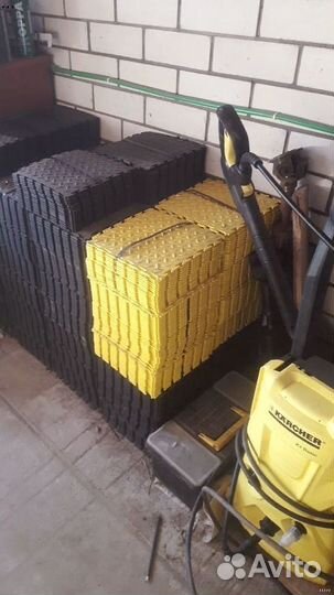 Модульная плитка пвх для гаража