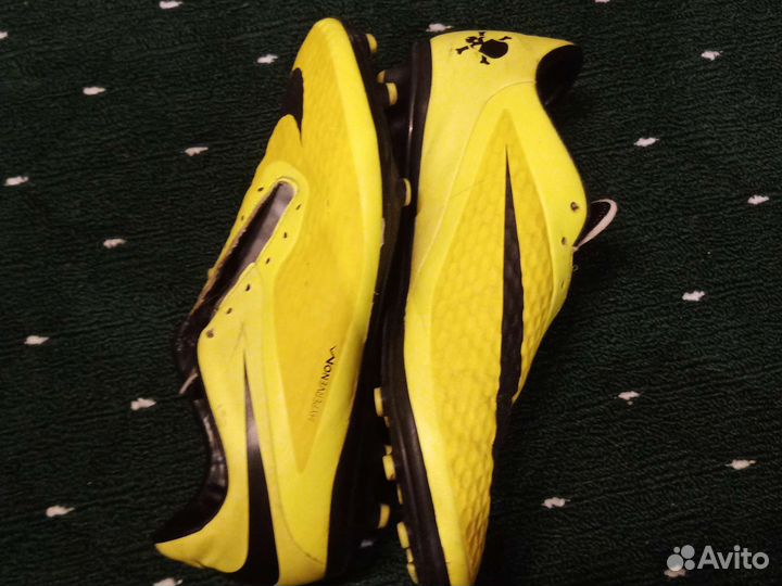 Футбольные бутсы Nike hypervenom. 42 размер