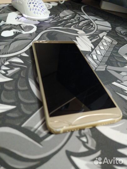 ZTE Blade V9, 3/32 ГБ