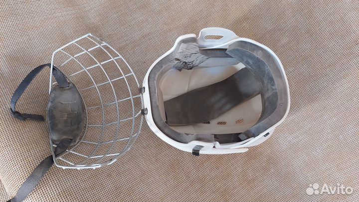 Хоккейный шлем детский, хоккейная клюшка