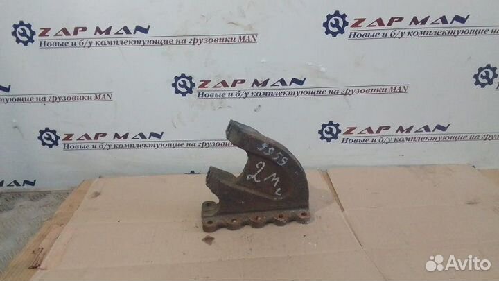 Кронштейн рычага левый Man Tgm