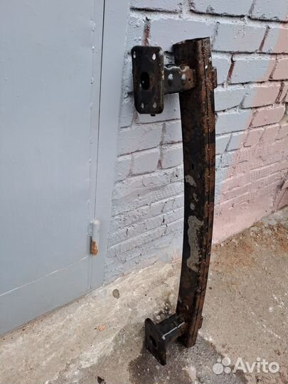 Усилитель заднего бампера Ford kuga 2 2018