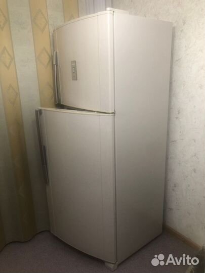 Холодильник на запчасти