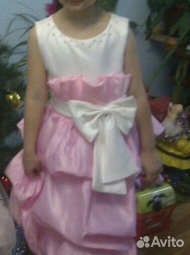 Платье нарядное