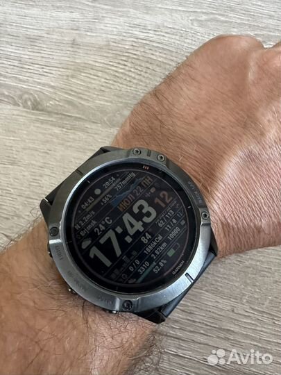 Часы Garmin Fenix 6x pro solar titanium