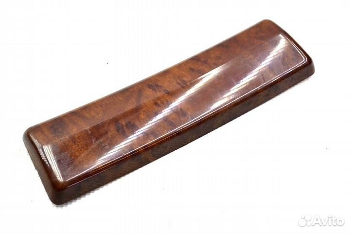 Молдинг в торпеде scania R-series (01.04)