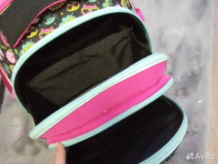 Школьный рюкзак