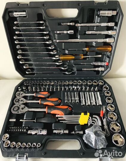 Набор инструментов Сата 121 предмет