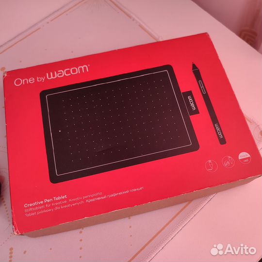 Графический планшет one by wacom (s)