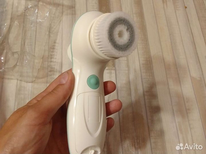 Щётка для очищения кожи лица TouchBeauty as-0759D