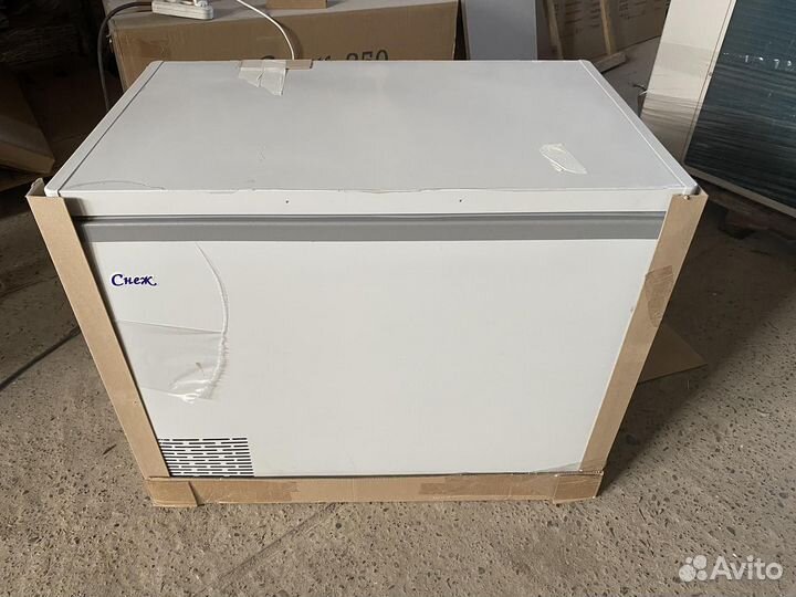 Морозильный ларь 350 литров с крышкой