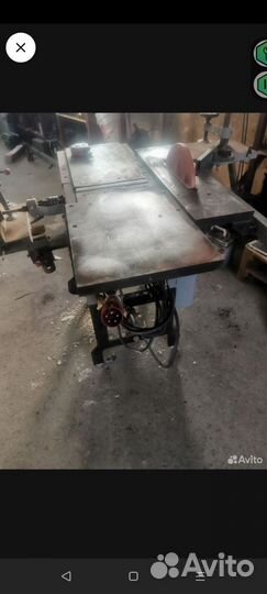 Деревообрабатывающий станок