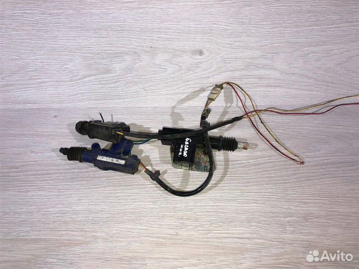 Активатор замка двери ваз 2112(1999-2009)