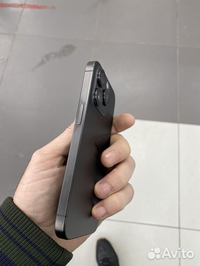 iPhone 15 Pro, 128 ГБ