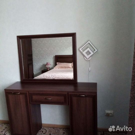 Зеркало 720*900