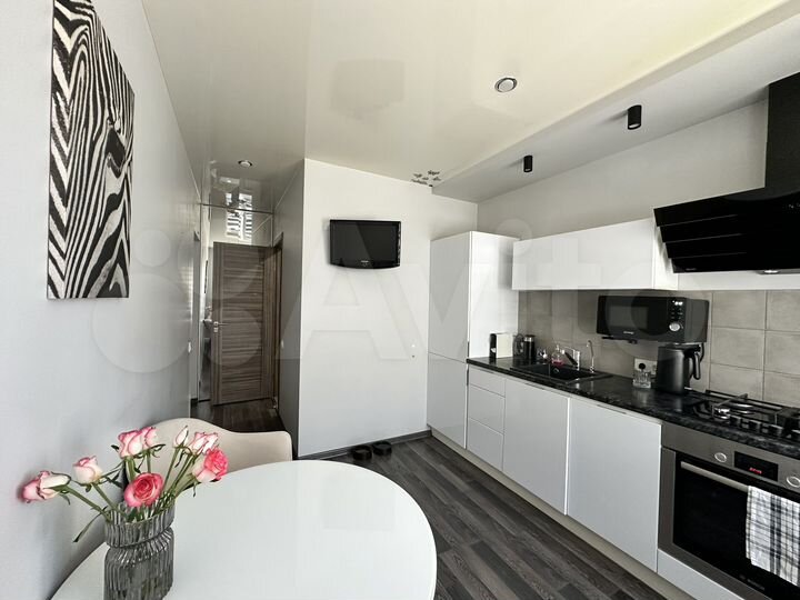 2-к. квартира, 50 м², 1/3 эт.